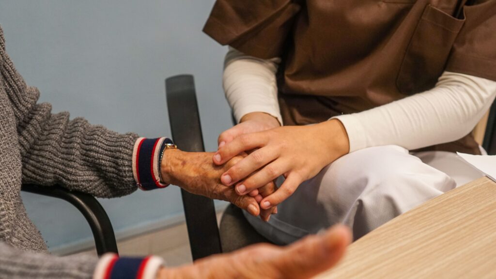 Ajudes i PEVS per a residències a Catalunya: Guia pràctica 2025 Ajudes i PEVS per a residències a Catalunya: Guia pràctica 2025