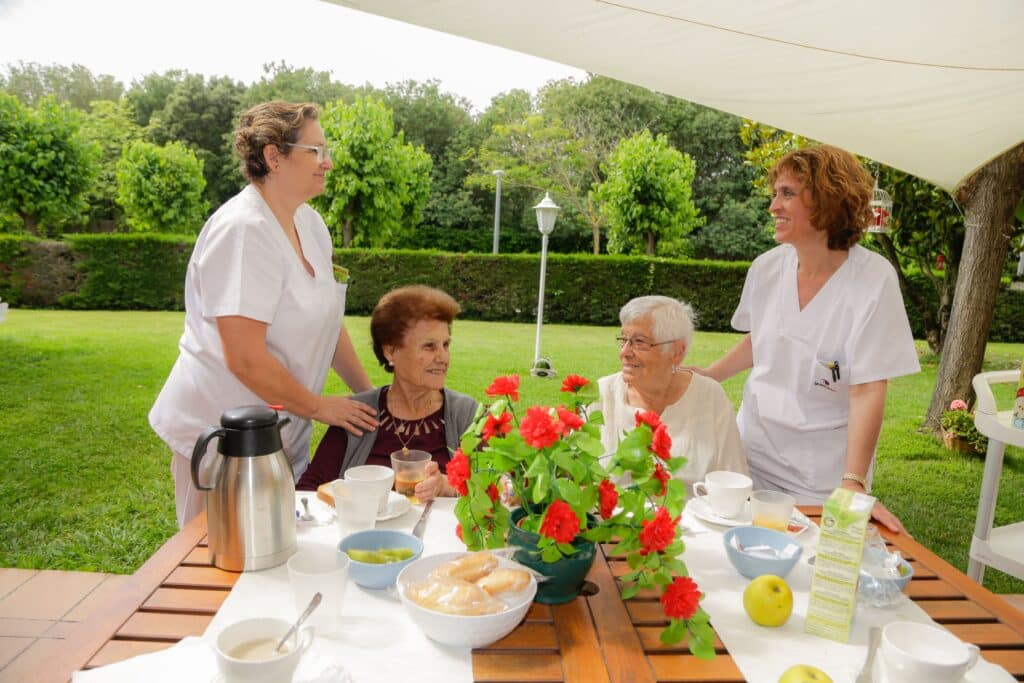Fases del Alzheimer: síntomas iniciales, evolución y cuidados según cada etapa